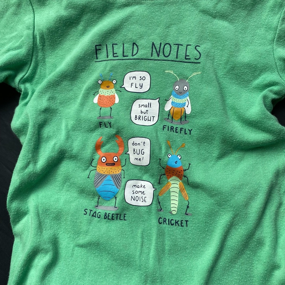 Cotton T shirt with the cutest bugs!